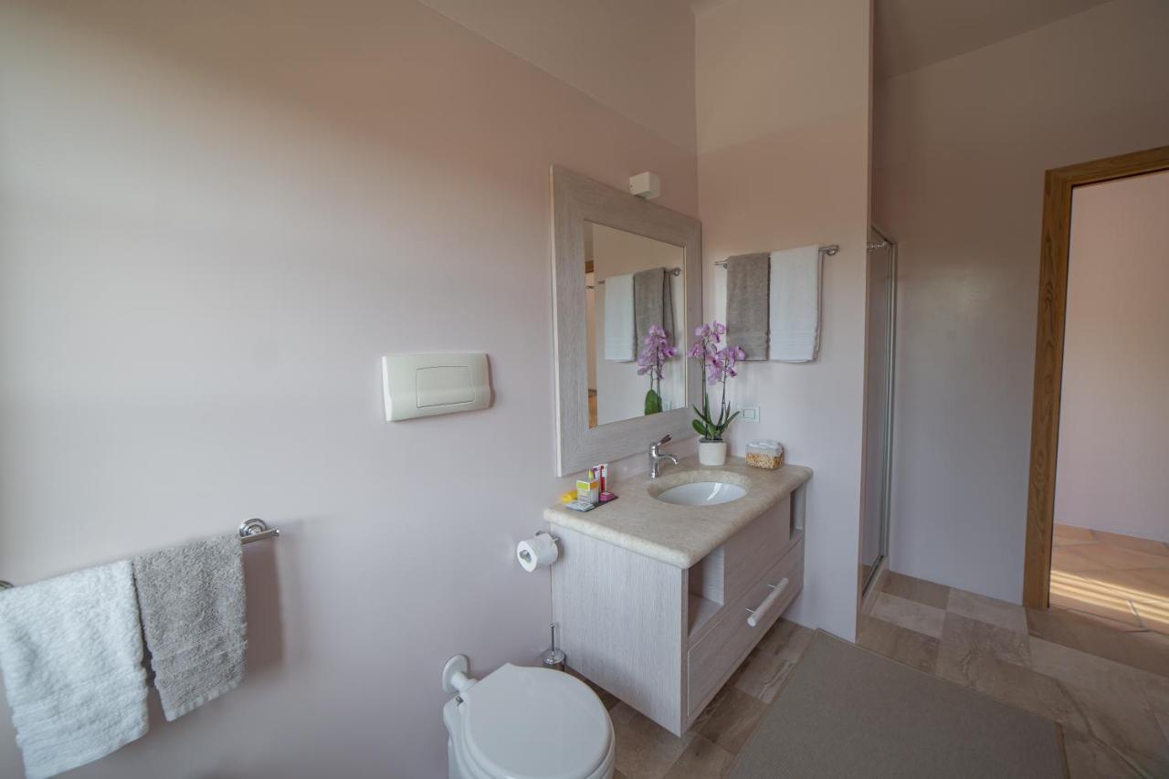 Hotel Borgo Smeraldo 阿尔扎凯纳 外观 照片