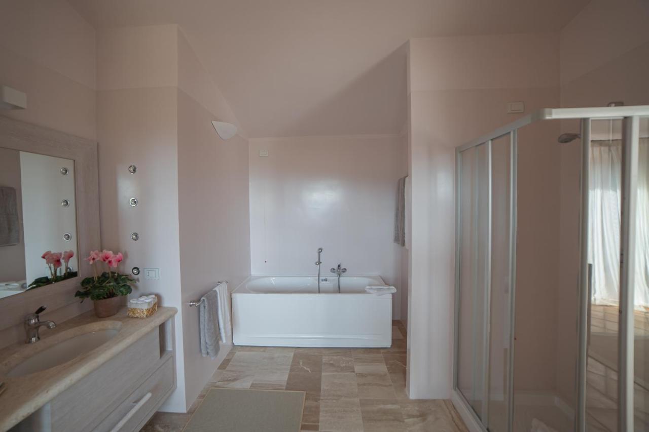 Hotel Borgo Smeraldo 阿尔扎凯纳 外观 照片