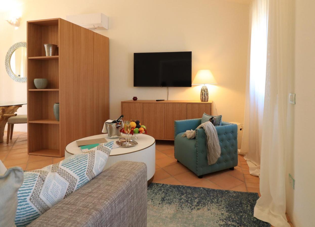 Hotel Borgo Smeraldo 阿尔扎凯纳 外观 照片