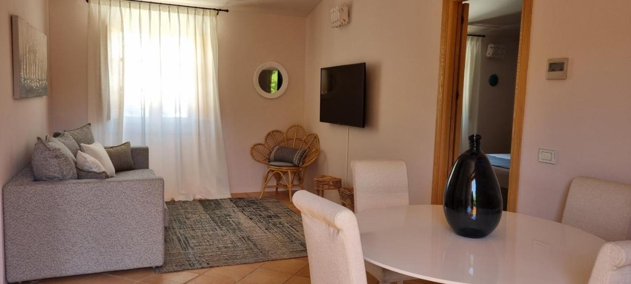 Hotel Borgo Smeraldo 阿尔扎凯纳 外观 照片